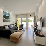 Club 3 With Pool By Homing